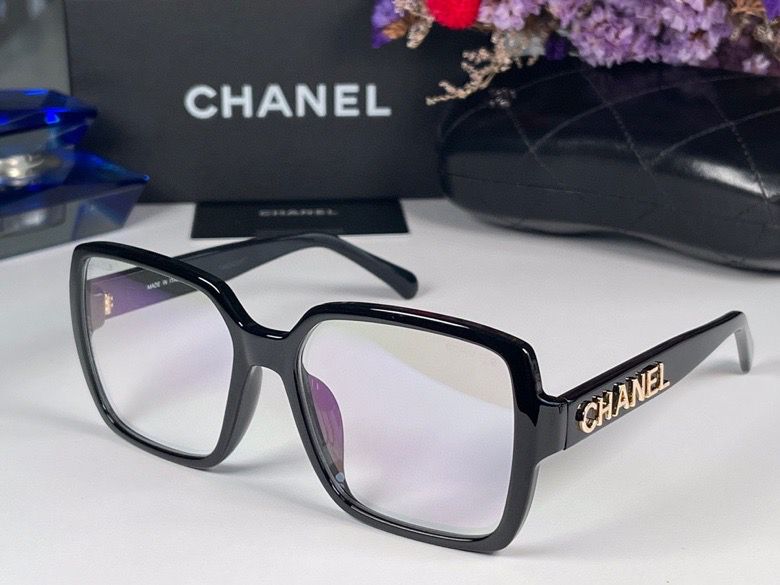 Chanel Sunglass AAA 001